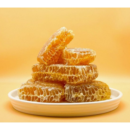 İnsan eli değmeden, arıların kendi mumuyla ördüğü kasnak karakovan balı.